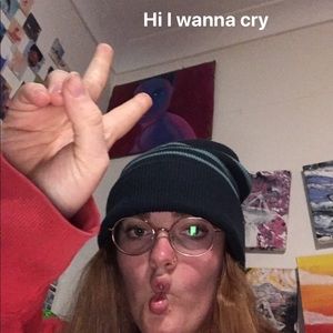 Meet your Posher, Caitlin